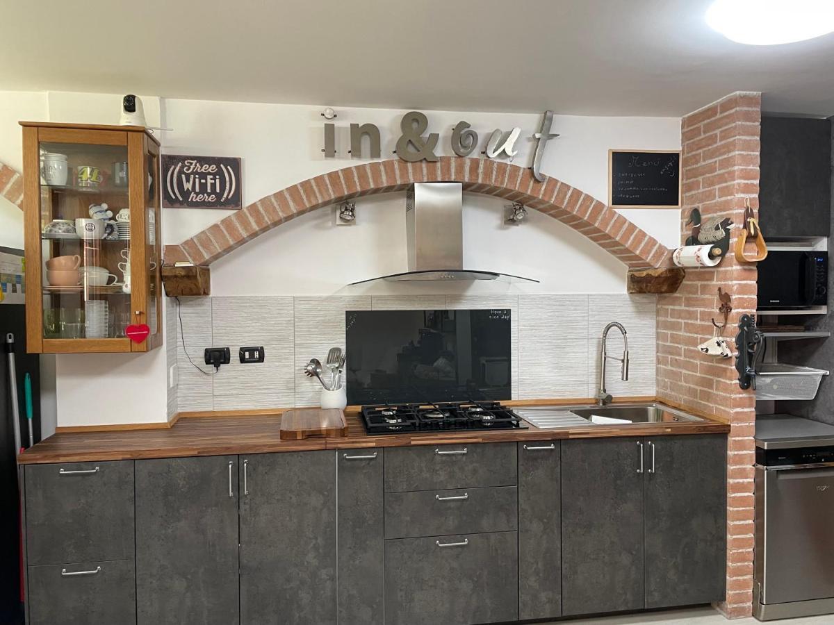 In&Out Apartment - Mostacciano, Eur روما المظهر الخارجي الصورة